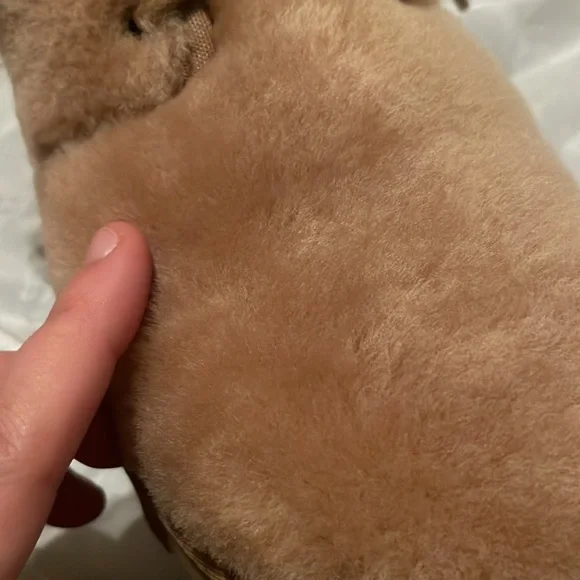 Fuzzy bear UGG boots - Picture 5 of 5